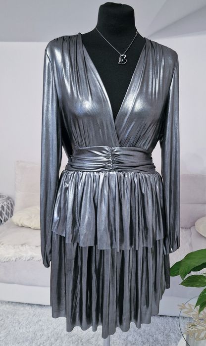 Sukienka okazyjna silver .