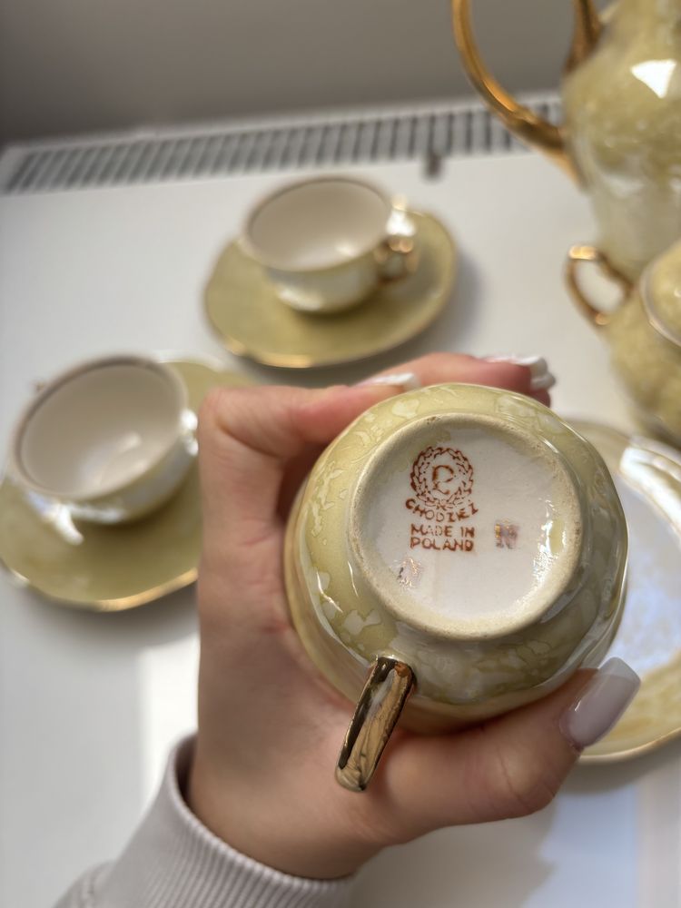 porcelanowy zestaw herbaciany Chodzież lata 60 70