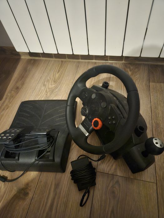 Kierownica logitech driving force gt