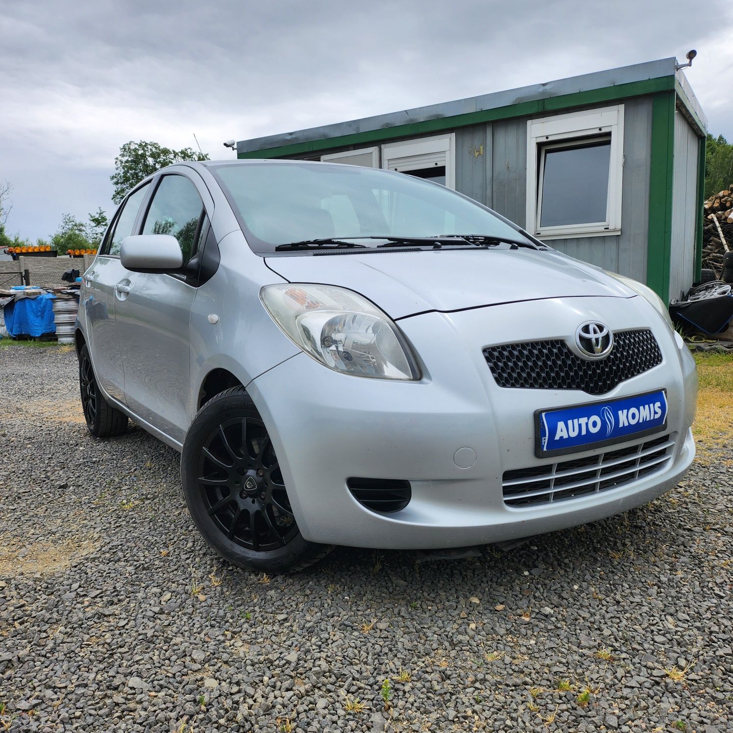 Toyota Yaris 1.3benz. 2006r. Bardzo Ładna Zarejestrowany Ubezpieczony