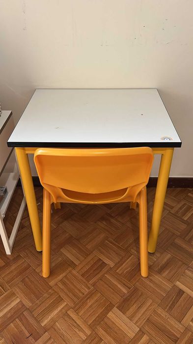 Mesa de criança - Estudo