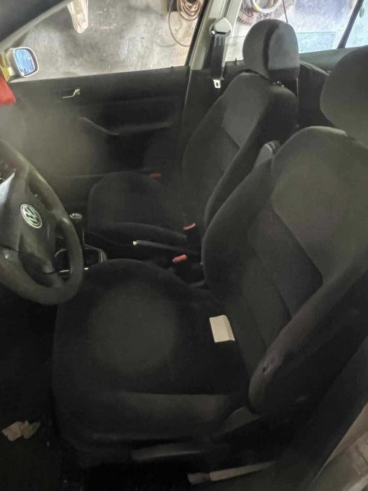 Wszystkie części VW Golf IV 1.4pb kod lakieru: LB7Z