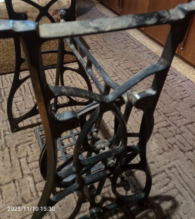 Низ машинки для стола или барбекю