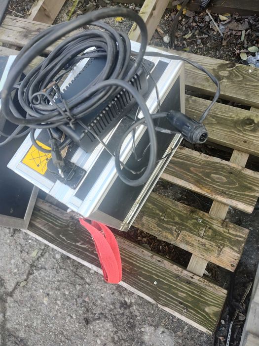 Cembre pompa hydrauliczna do głowic zaciskowych do kabli ,nożyc.