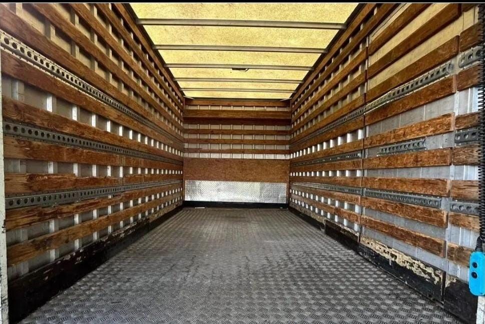 Caminhão Iveco 40c13 impecável 190km