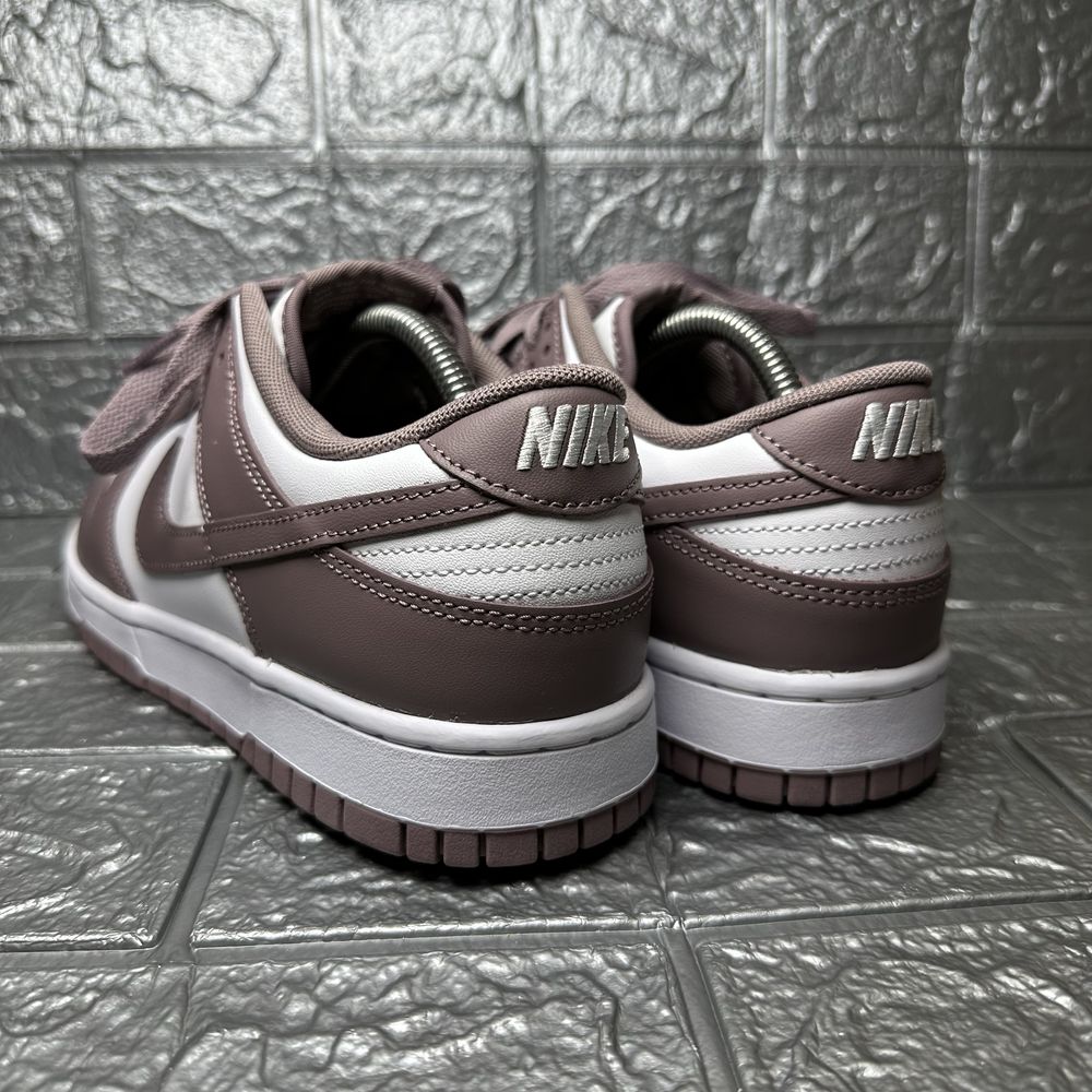Чоловічі кросівки Nike Dunk Low Brown/White DV0833-112
