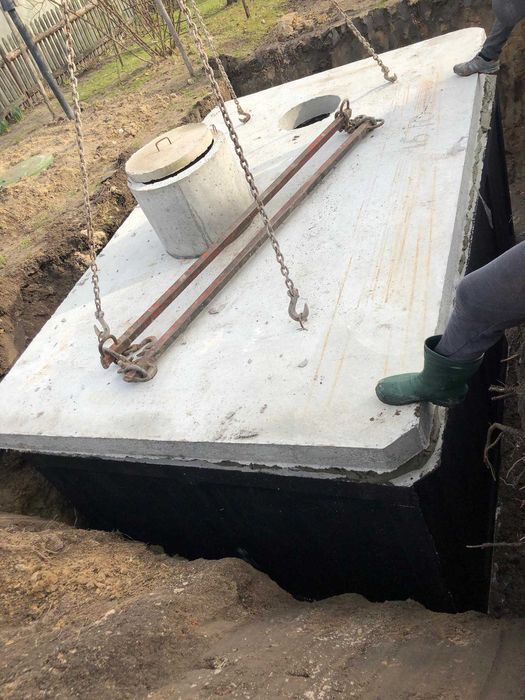 Zbiornik betonowe, szczelne szambo piwnica betonowa, kanał samochodowy