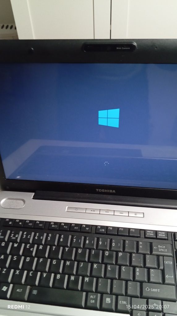 Vendo portátil Toshiba
