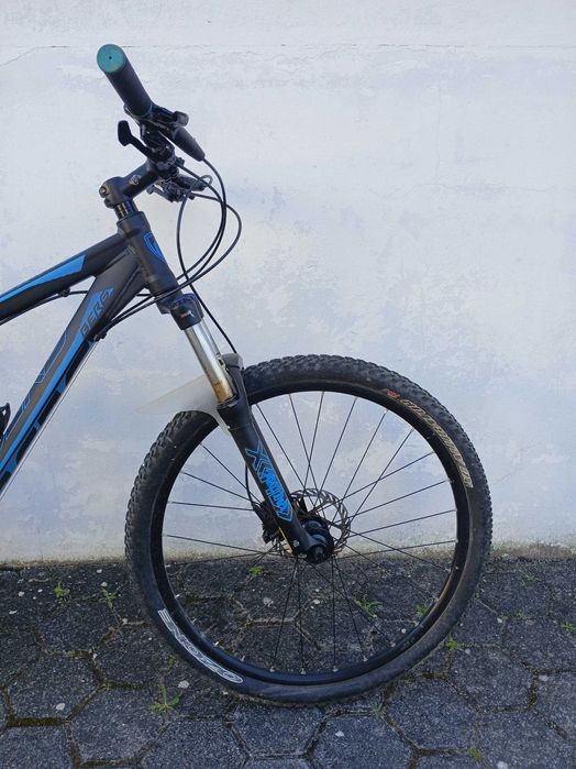 Bicicleta Berg Trail 30