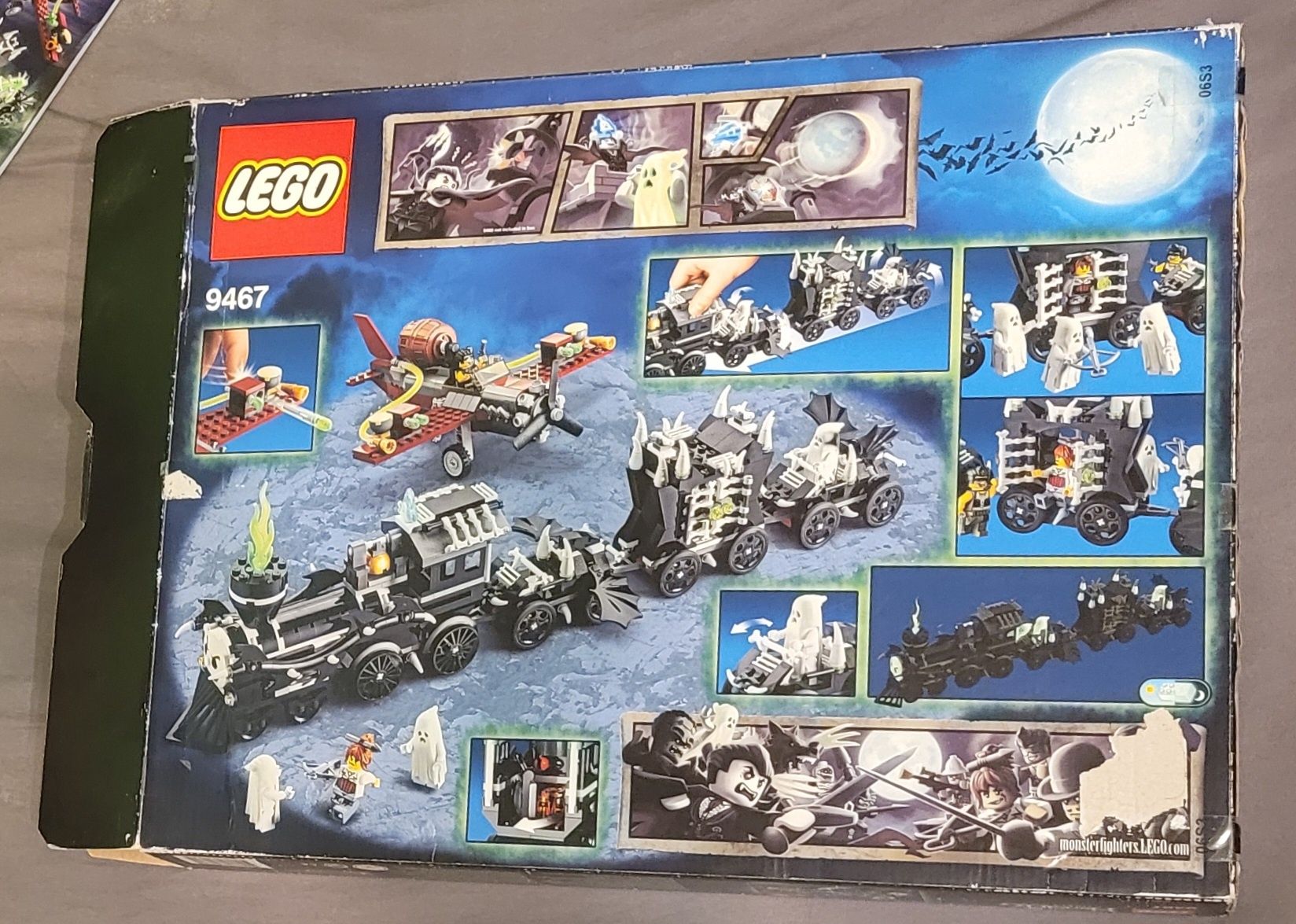 LEGO Monster Fighters 9467 - Pociąg duchów