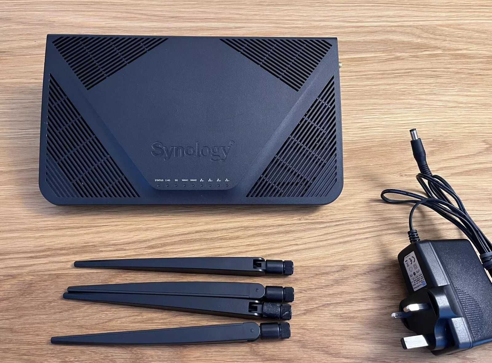 Router wi-fi SYNOLOGY RT2600AC  usado