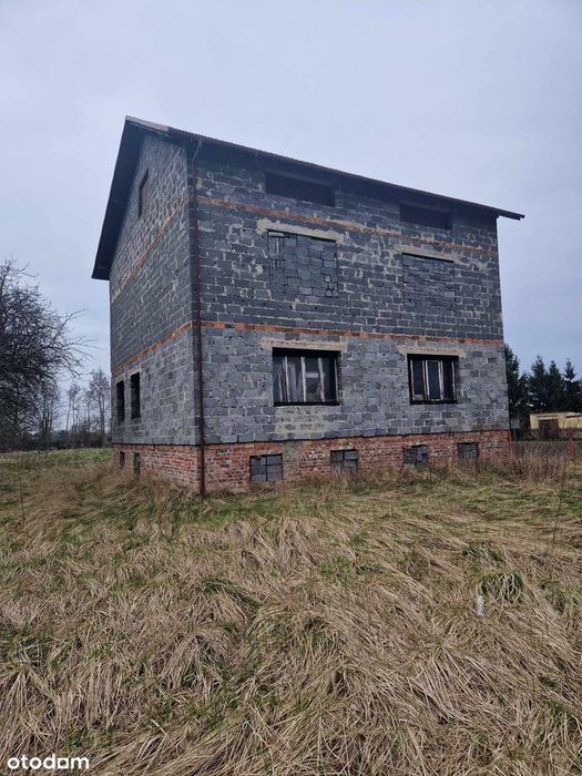 Dom z dużą działką i budynkiem gospodarczym – Imielin ul. Hallera