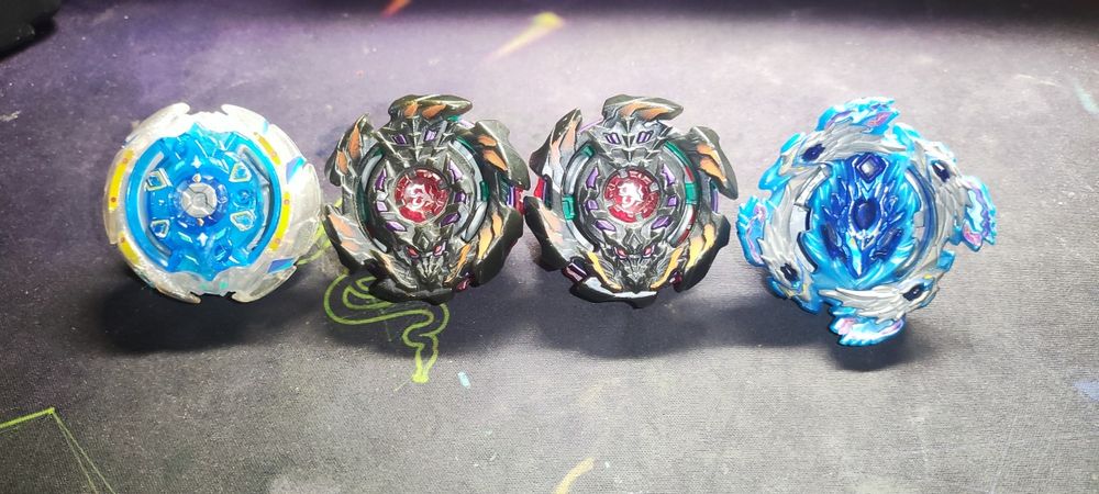 Продам бейблейд такара томи и хасбро