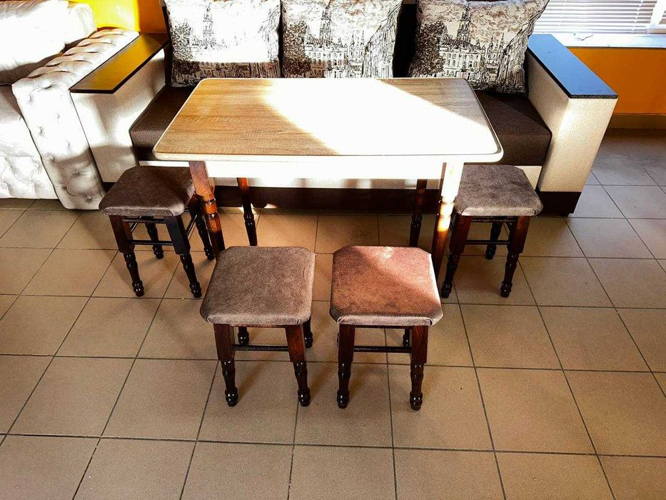 Кухонні столи, столи для кухні, стіл