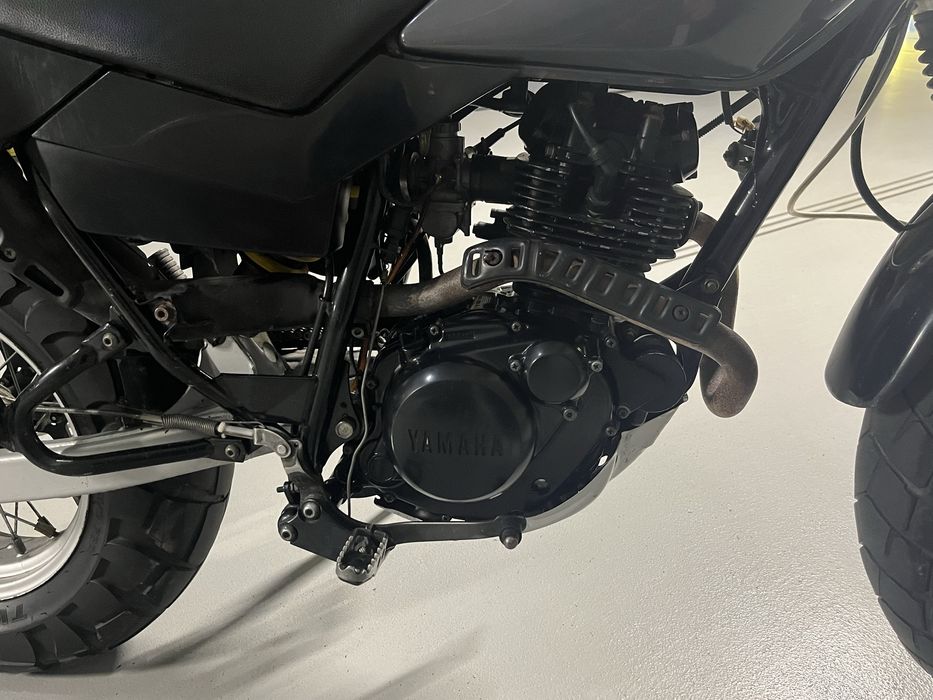 Yamaha TW 125 -kat B