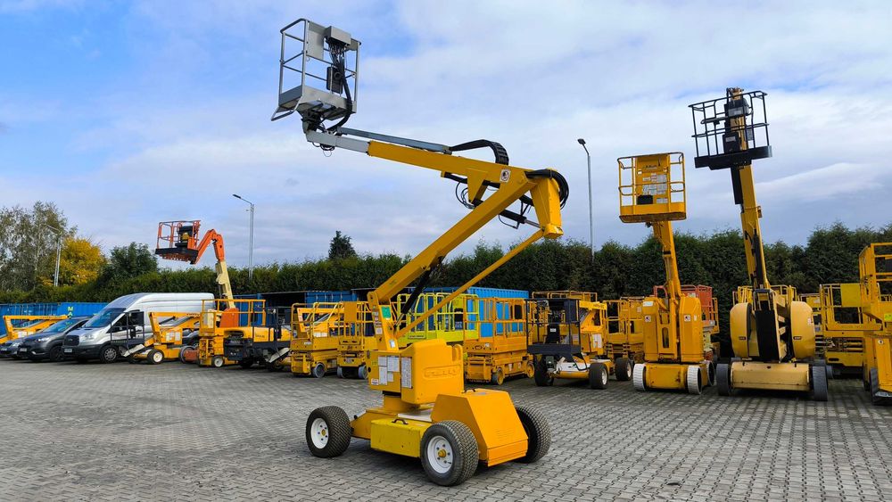 Podnośnik spalinowo elektryczny Nifty HR 12 NDE rok 2011 - 44900netto