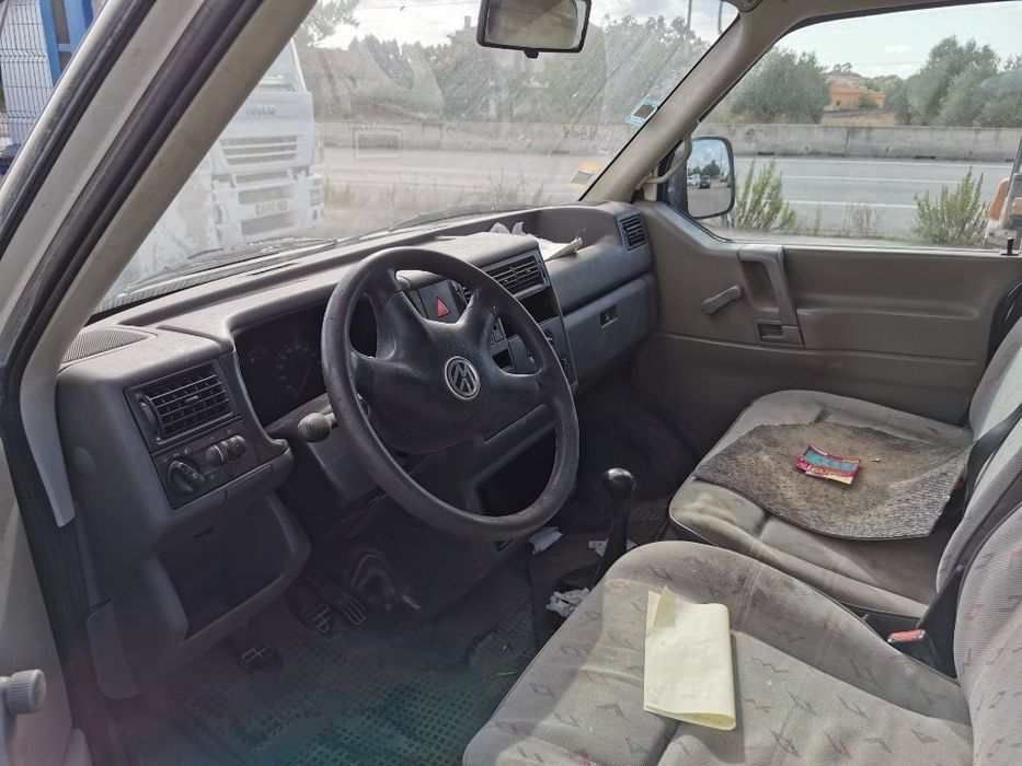 Peças Volkswagen Transporter 2.5 TDI do ano 2001