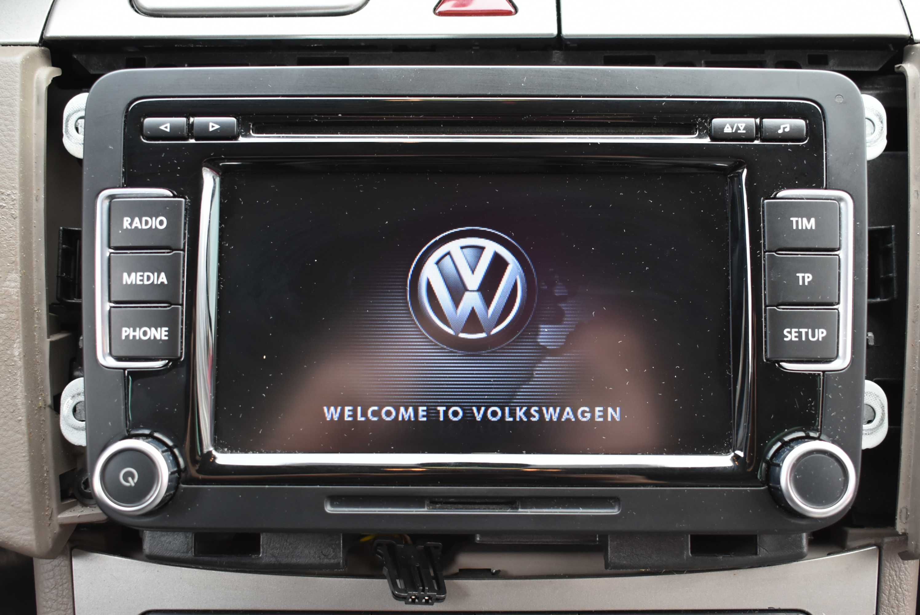 Volkswagen Radio CD Ekran Odtwarzacz 3C803  5195F KOD PIN
