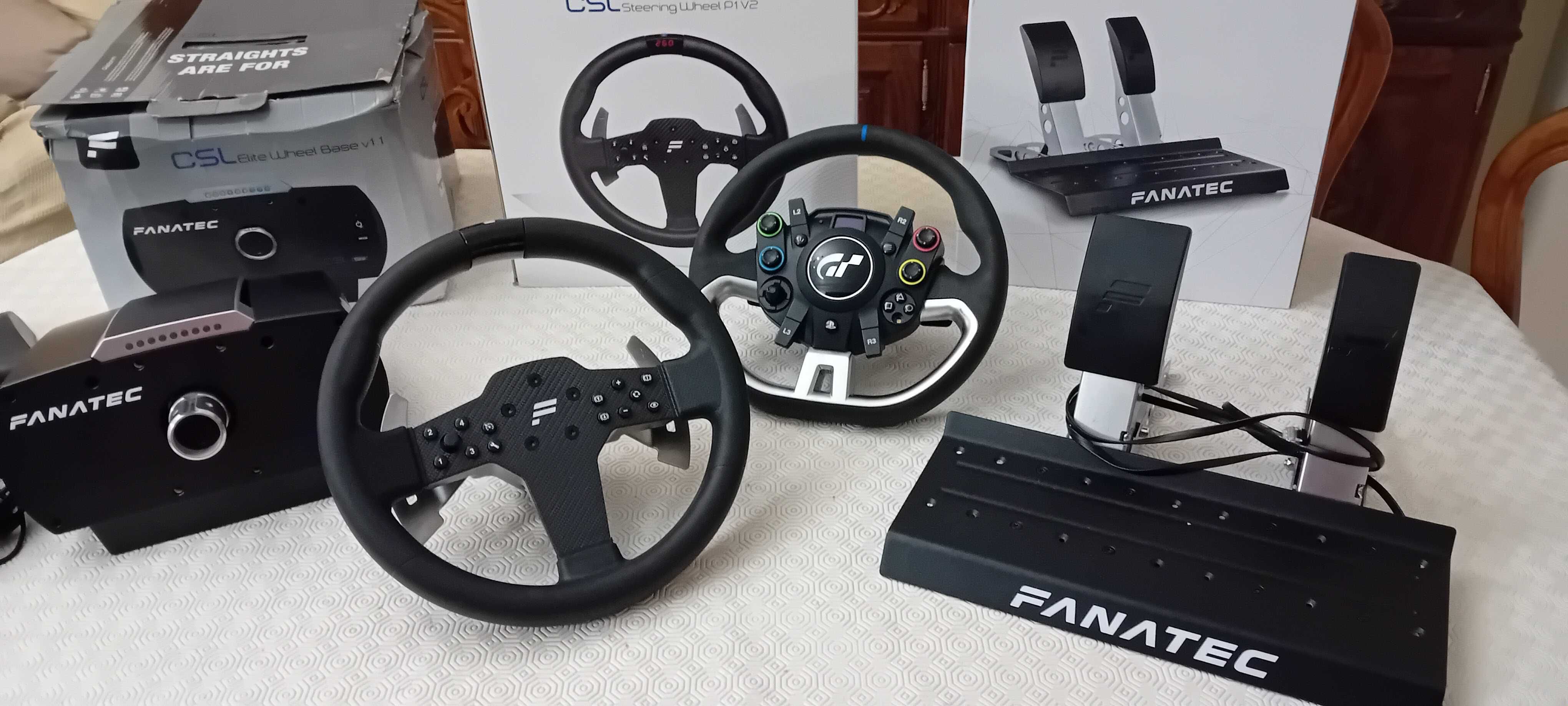 PC PS4 PS5 Fanatec base CSL elite  + volante F1 + pedais CSL