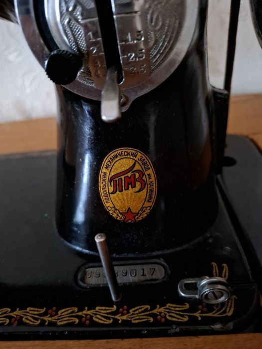 Швейна машинка подольська