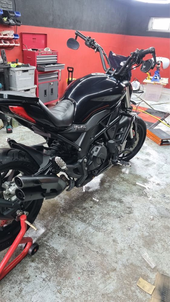 Benelli 502c com extras