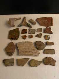 Conjunto de fragmentos de ceramica islamica