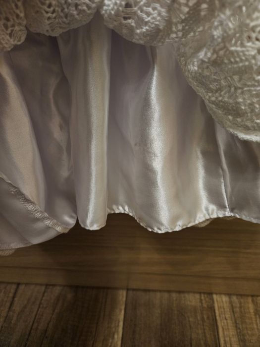 Biała sukienka chrzest święty 68