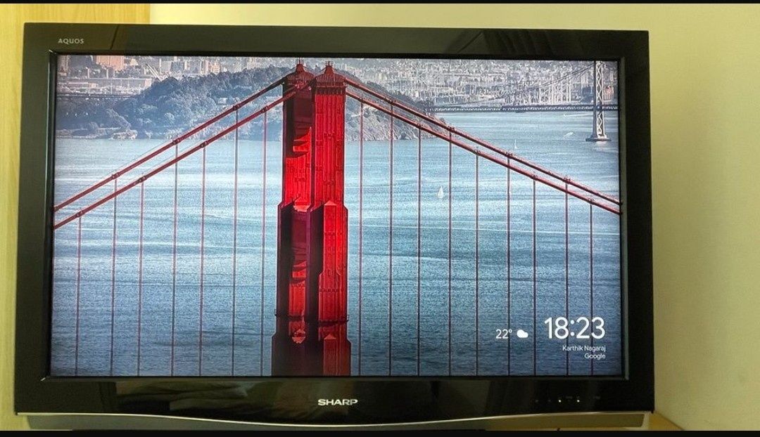 Telewizor LCD Sharp Aquos LC-42XD1EA
