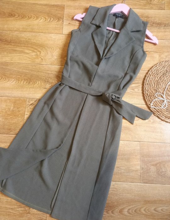 Довга жилетка з поясом