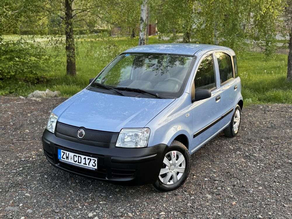 Fiat Panda 2009r 1.1 benzyna WSPOMAGANIE dwa komplety kół bez korozji