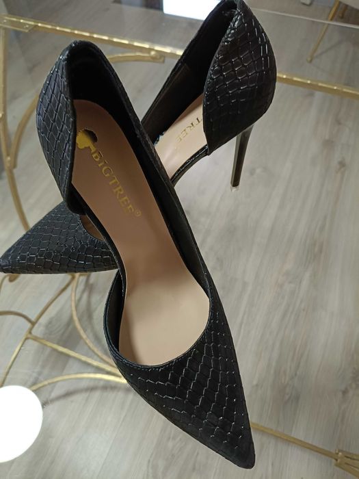 Czółenka czarne wysokie, szpilka 38,5