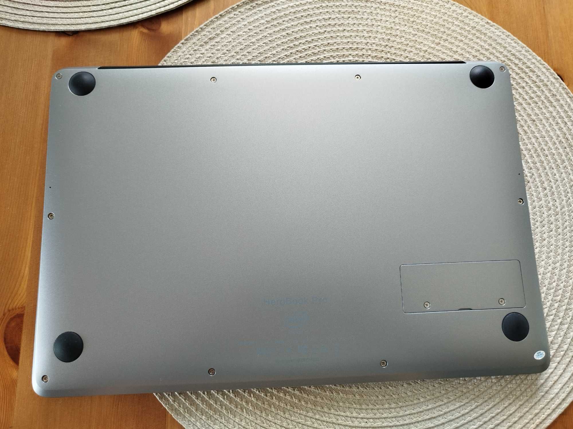 Laptop Chuwi Hero Book Pro 14,1 " Intel Celeron  8 GB / 256 GB szary