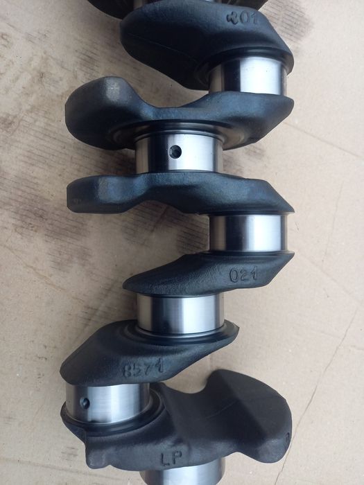 Колінвал mini bmw b47 2.0d  8570745