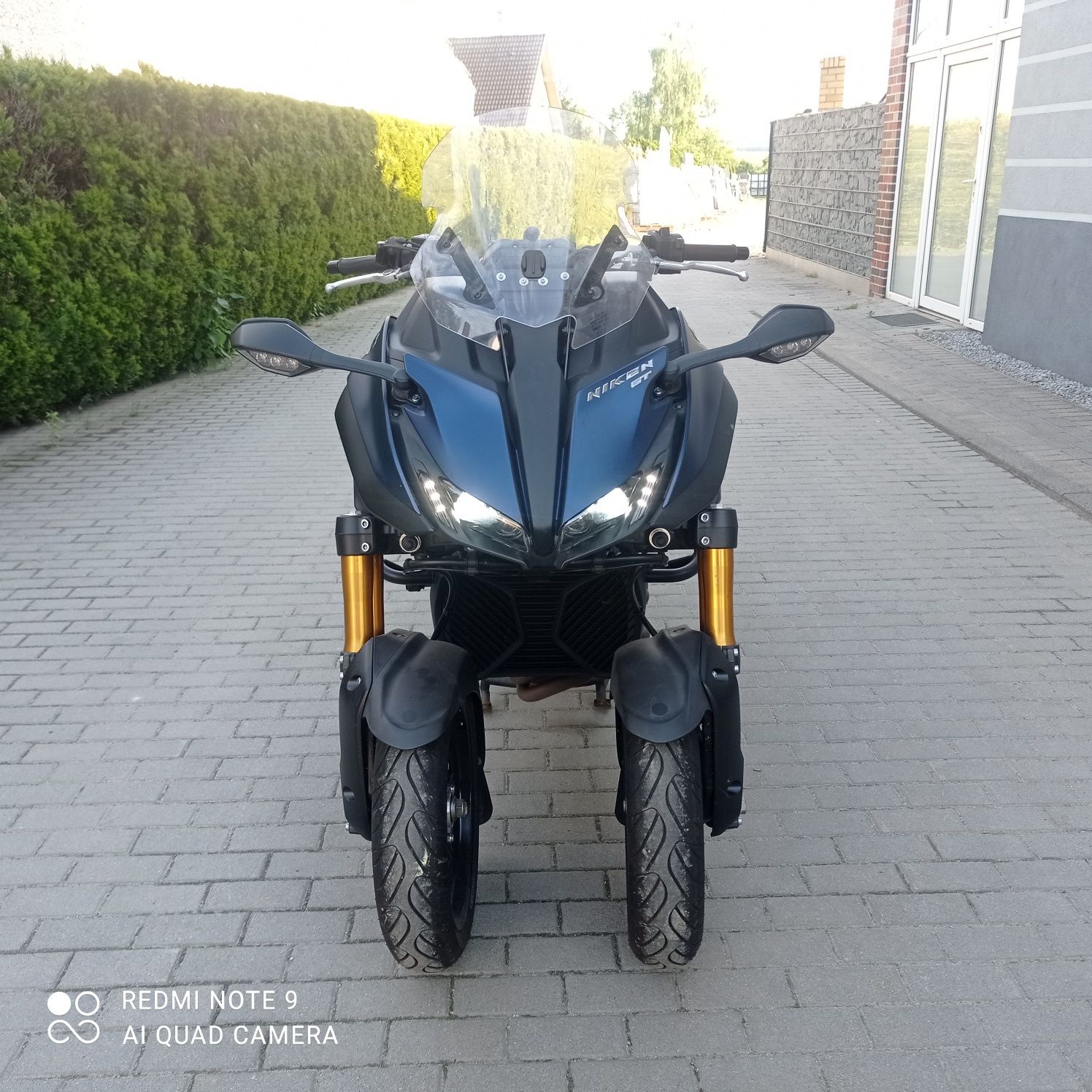 Yamaha Niken GT ,2020, quickshifter