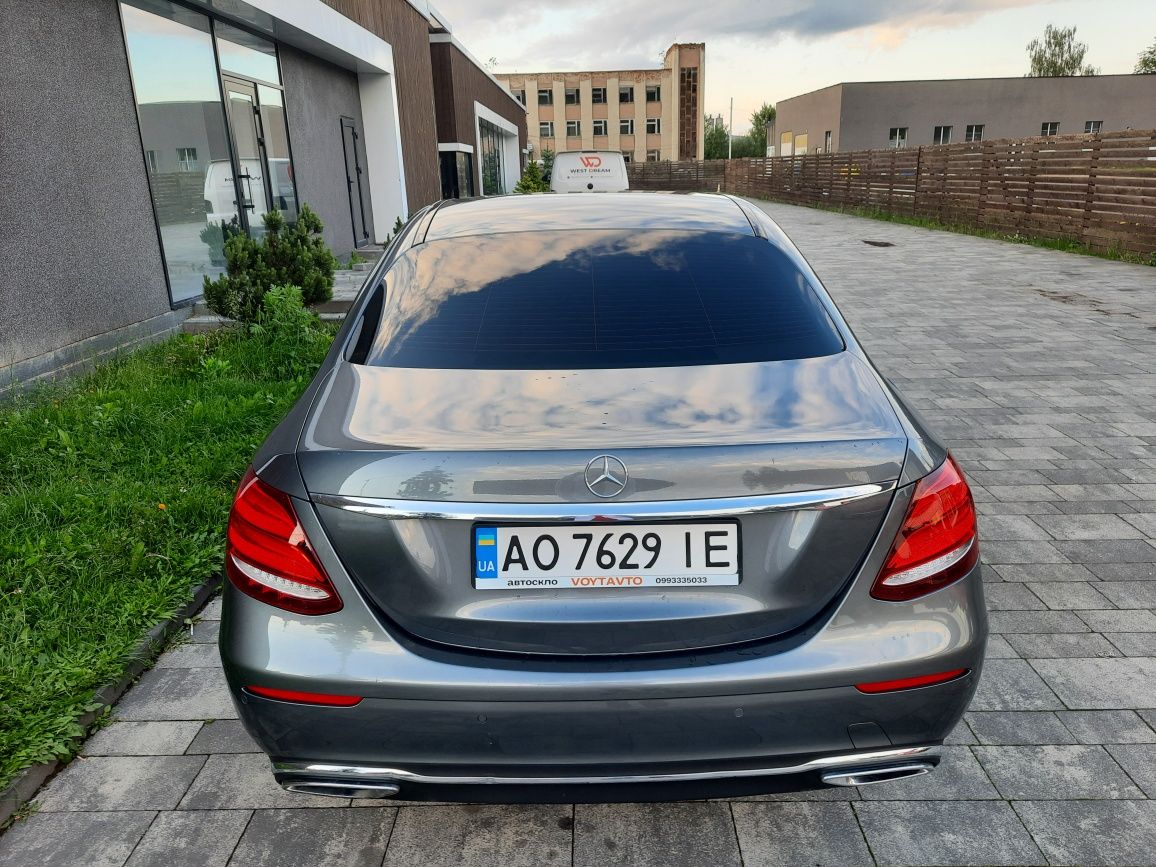 Продаж Mercedes-Benz E-Class 220d 2017 рік