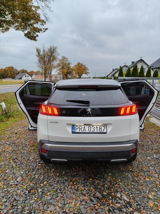 Peugeot 3008 1.2 PureTech EAT8 2021 Biała Perła
