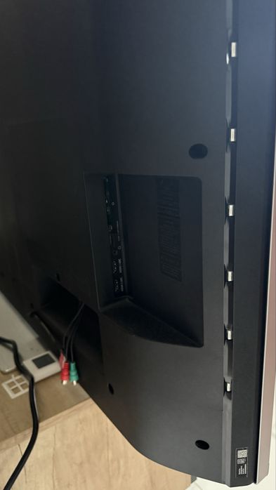 Телевізор на запчастини philips 75 діагональ