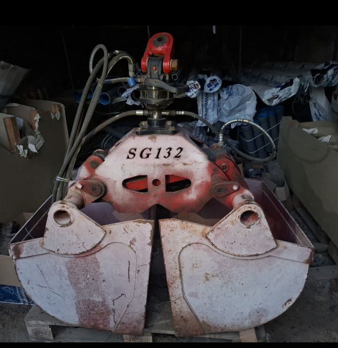 Грейфер SG-132 + ротатор Baltrotors GR30003L ( майже новий )