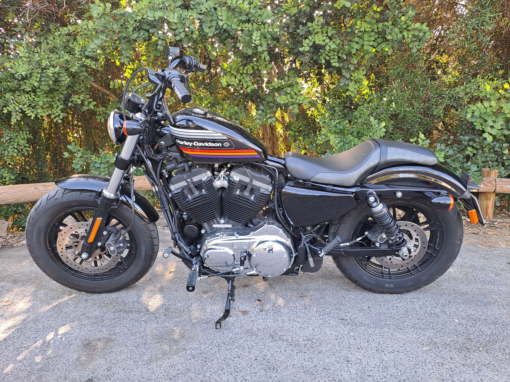 Vende-se Harley Davidson XL 1200 Forty-Eight 48 Special 2018 5.863 Km