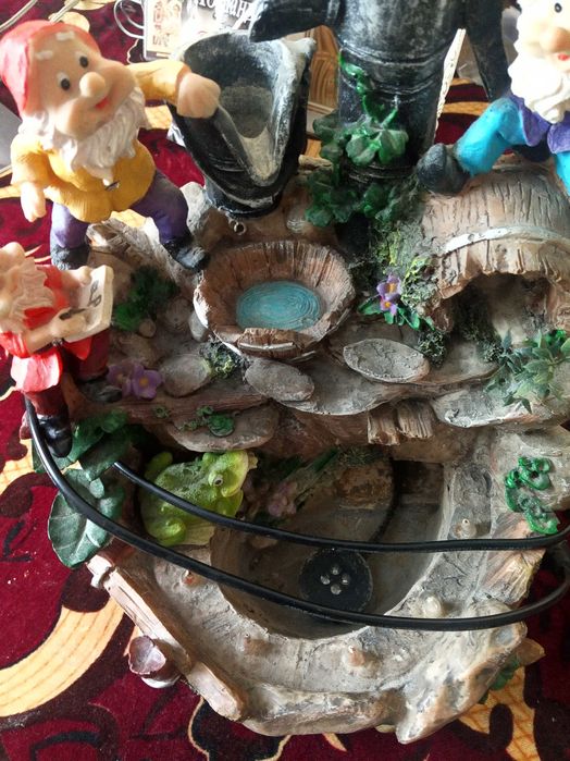 Фонтанчик с подсветкой настольный