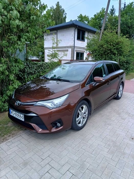 Toyota Avensis 72tys PRZEBIEGU