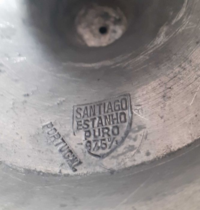 Castiçais em estanho