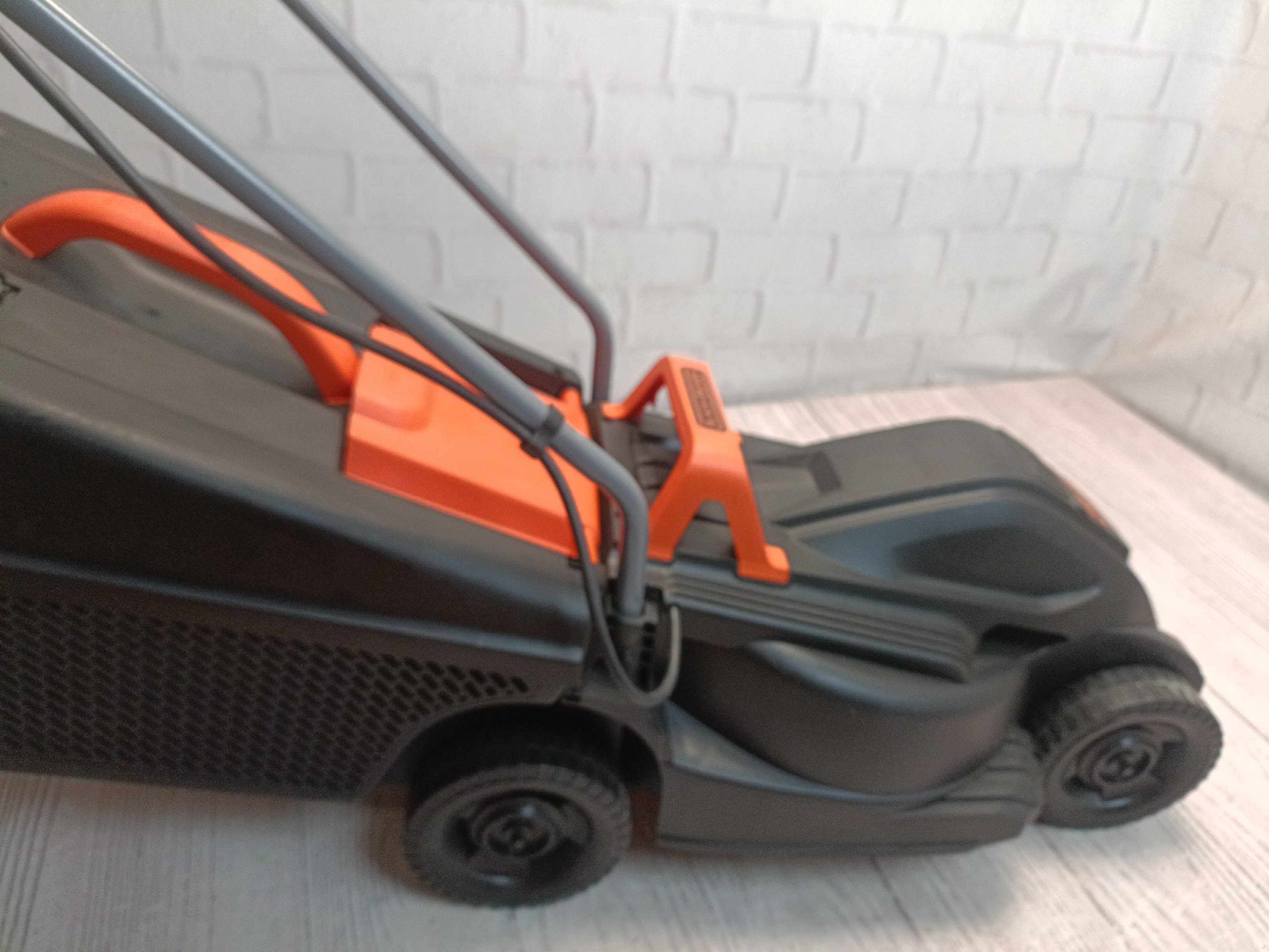 BLACK+DECKER BEMW351GL2-QS газонокосарка 1000Вт, 32см + тример 250Вт.