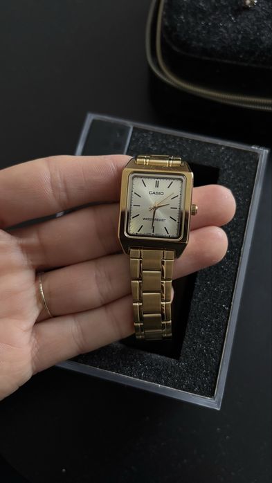 Часы касио ,новые в коробке