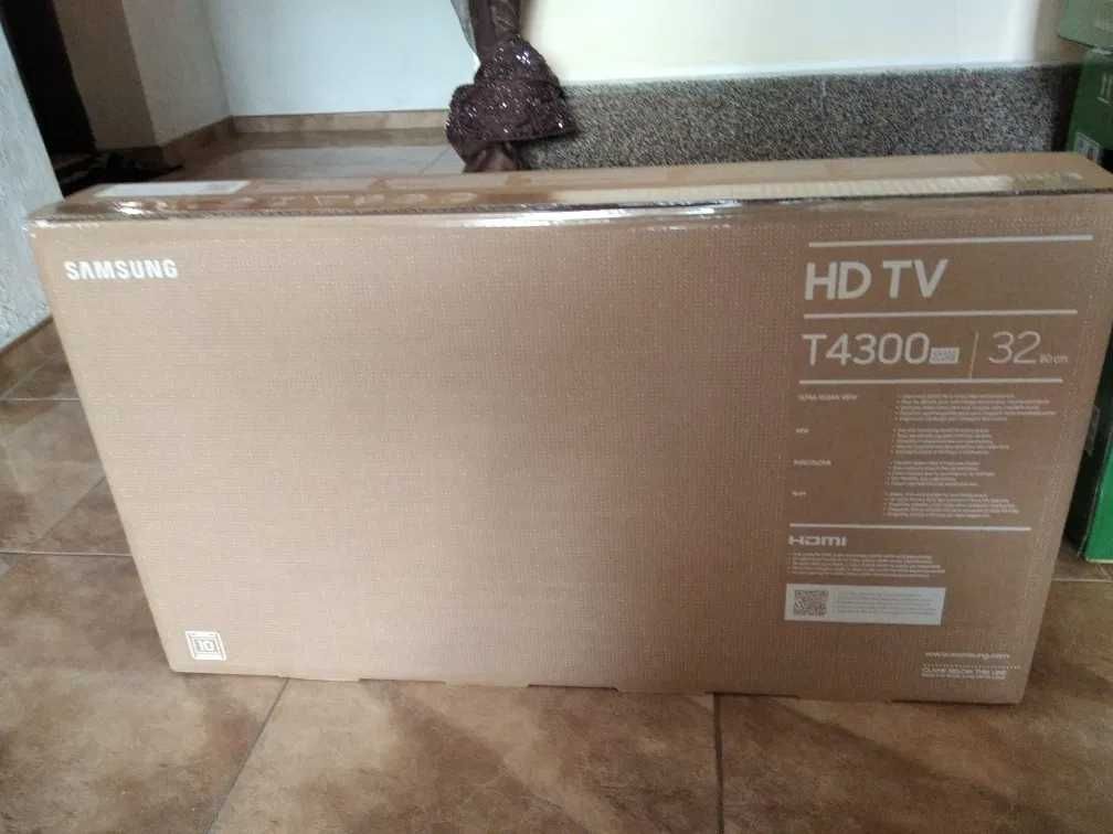 TV Samsung UE32T4300 SmartTV HDTV OS TiZen T2 Wi-Fi 2.4GHz. PQI 900Hz.