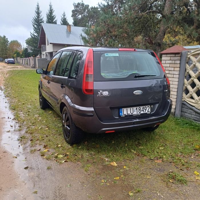 Samochód Ford Fusion