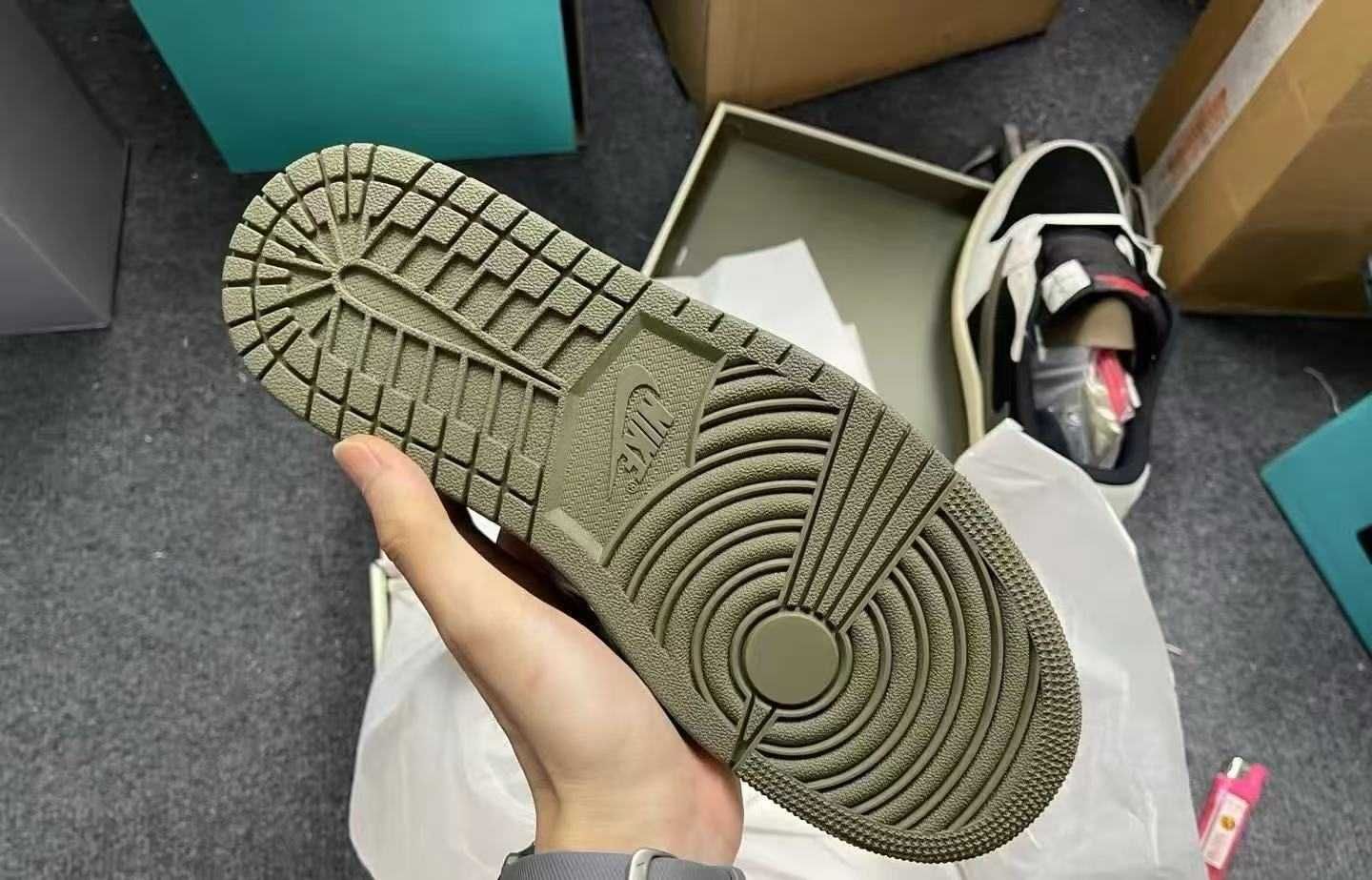 Jordan 1 Retro Low OG SP Travis Scott Olive R.41