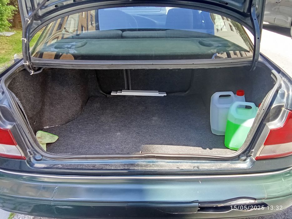 Hyundai Lantra ano 95