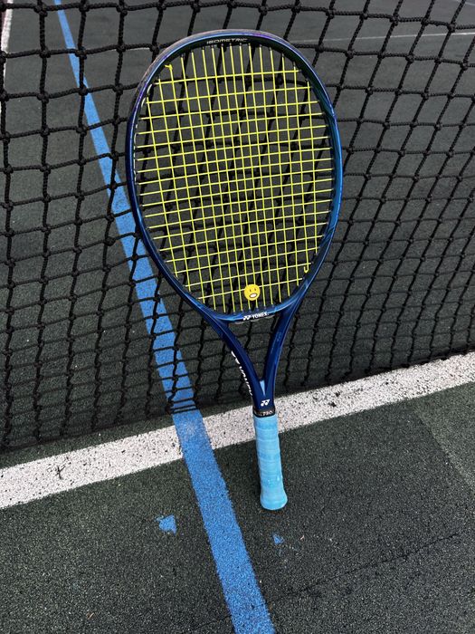 Yonex Ezone 26 102’ 250g 16x18