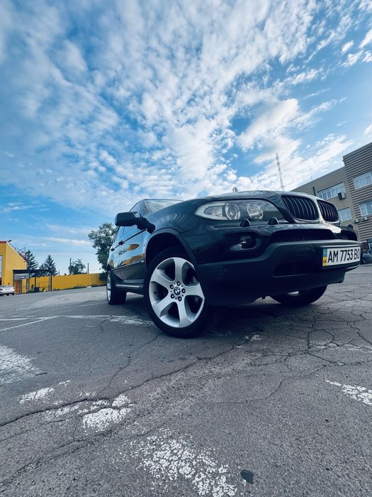 Легендарная BMW X5 e 53